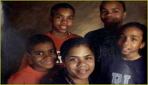 Rachaad White family, wife, children, parents, siblings